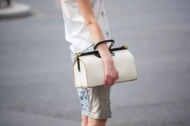 开工大吉备点什么礼品,开工大吉的包包