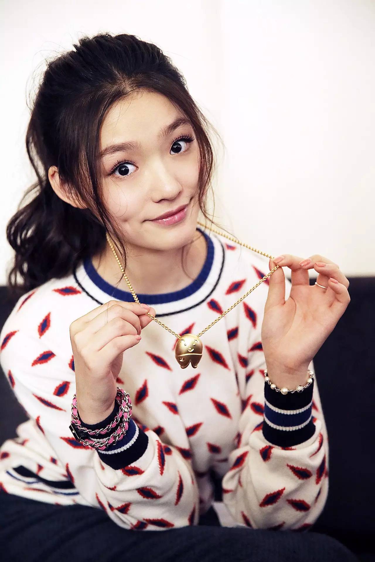 林允首次曝光本名,林允回应为什么改名字