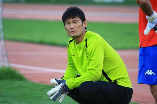 他是中国足球的第一人,中国足坛历史传奇门将