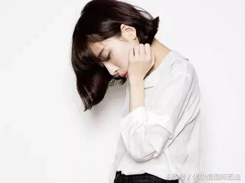 内扣外翻层次发型短发,女生短发泡面头适合什么发型