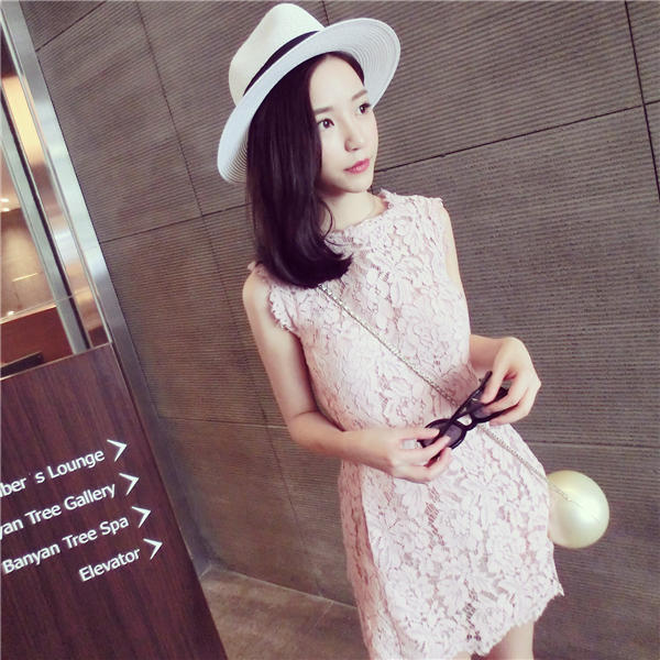 蕾丝连衣裙,性感到无可救药~