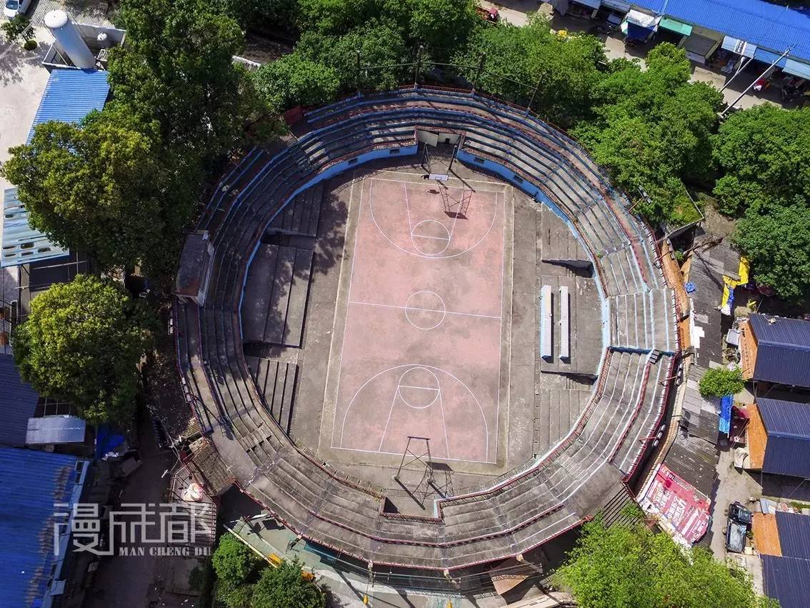 它们承载好多成都人的记忆,让我们一起来保护这些老工业建筑吧!