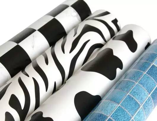 墙壁纸pvc和无纺布的区别,无纺布壁纸和pvc壁纸