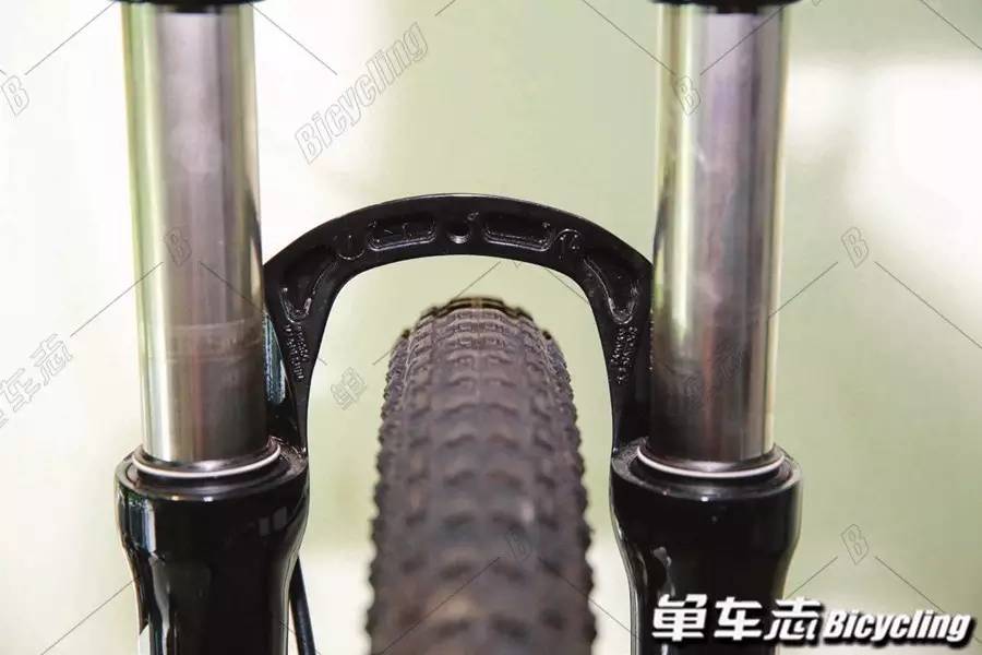 山地车碟刹异响怎么解决,山地车洗车后碟刹异响