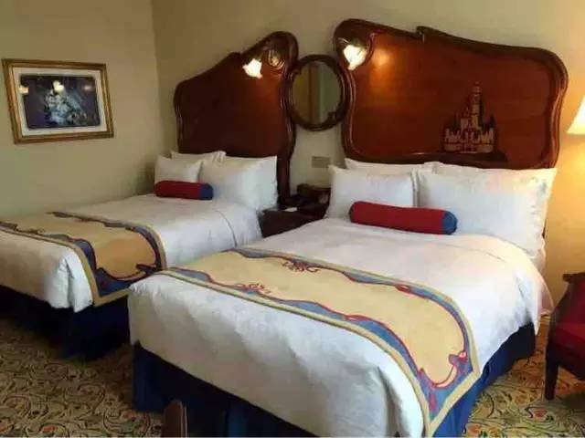 跟着朵拉去探险英文,迪士尼上海儿童游玩攻略