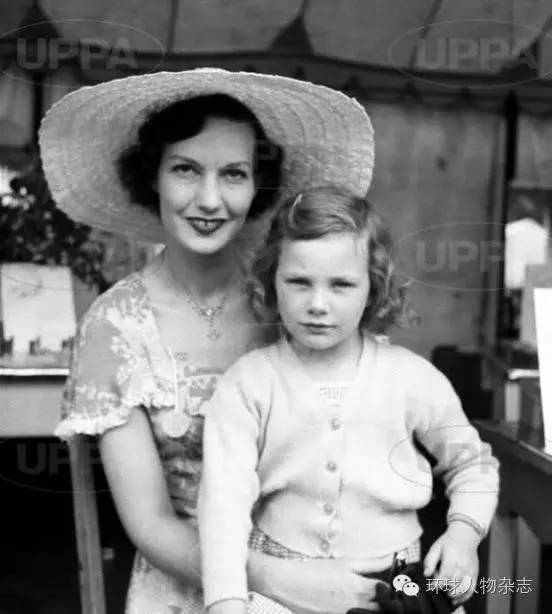 跟3个男人生过孩子，演过大尺度电影，她依然是“国民女神”