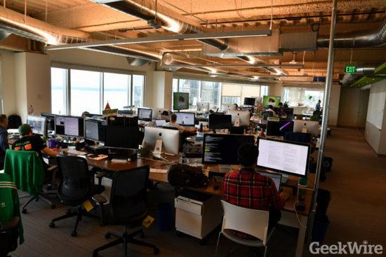 海滨景观，绿色环境，桌式足球机，带你探秘团购鼻祖Groupon全新的西雅图谷办公室