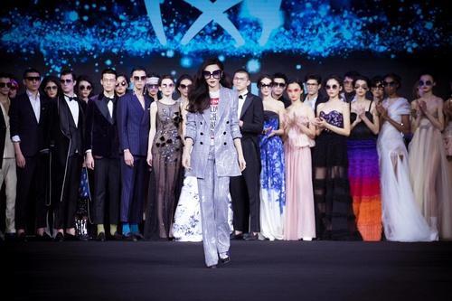 范冰冰复古墨镜,范冰冰代言的墨镜是什么品牌