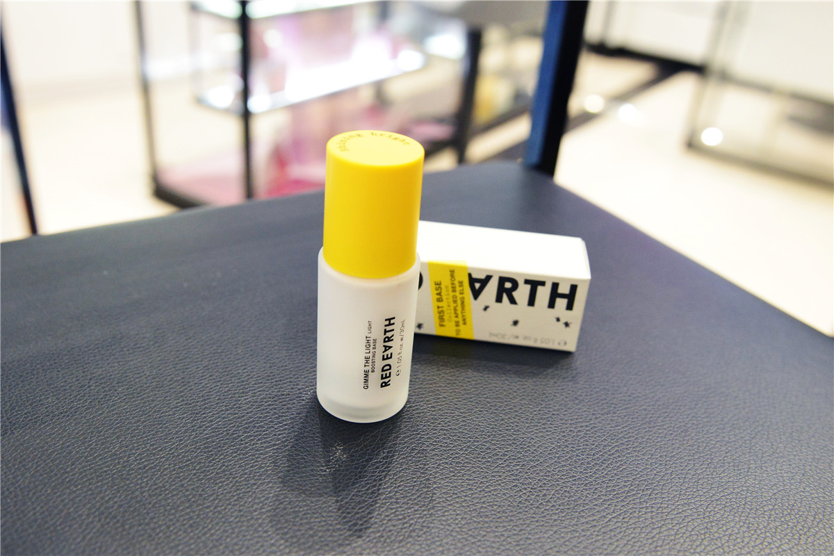 重庆解放碑街拍美女最新,解放碑每天美女街拍时间