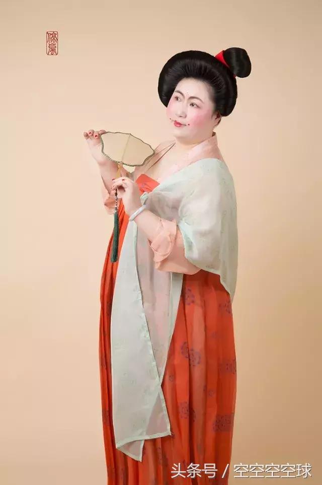 谁说胖女生穿汉服不好看,谁说胖子不穿汉服