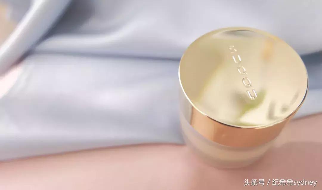 给大家安利让人一听就乖乖交出钱包的粉霜届扛把子——SUQQU