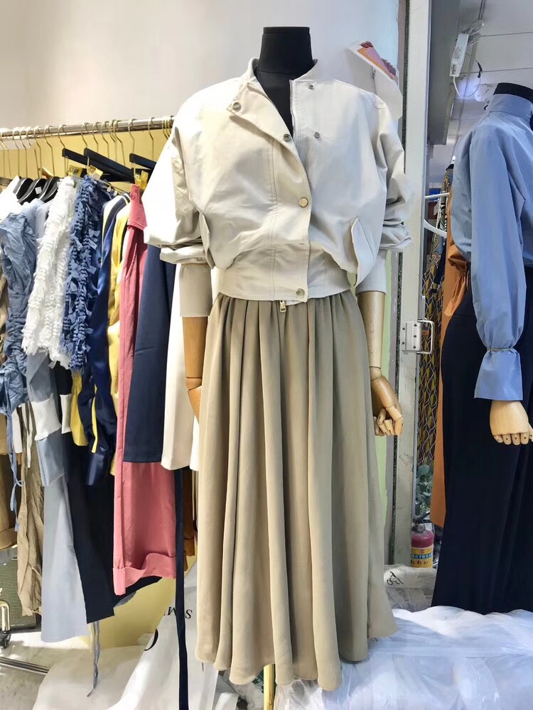 早春新款时尚来袭,穿出高级时髦感这里的女装超便宜