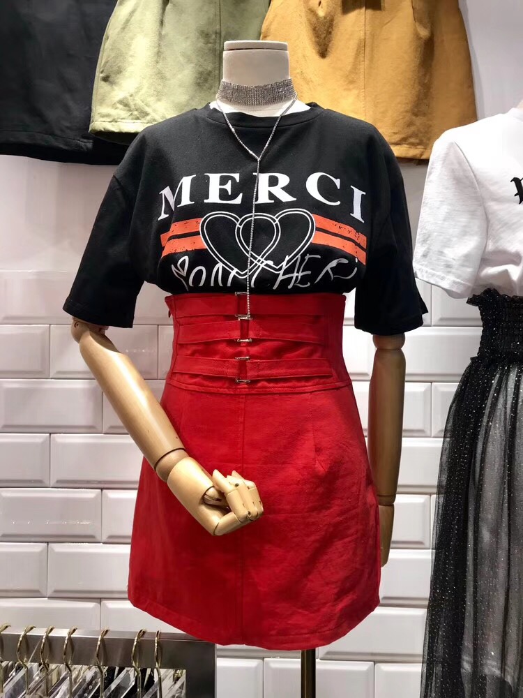 早春新款时尚来袭,穿出高级时髦感这里的女装超便宜