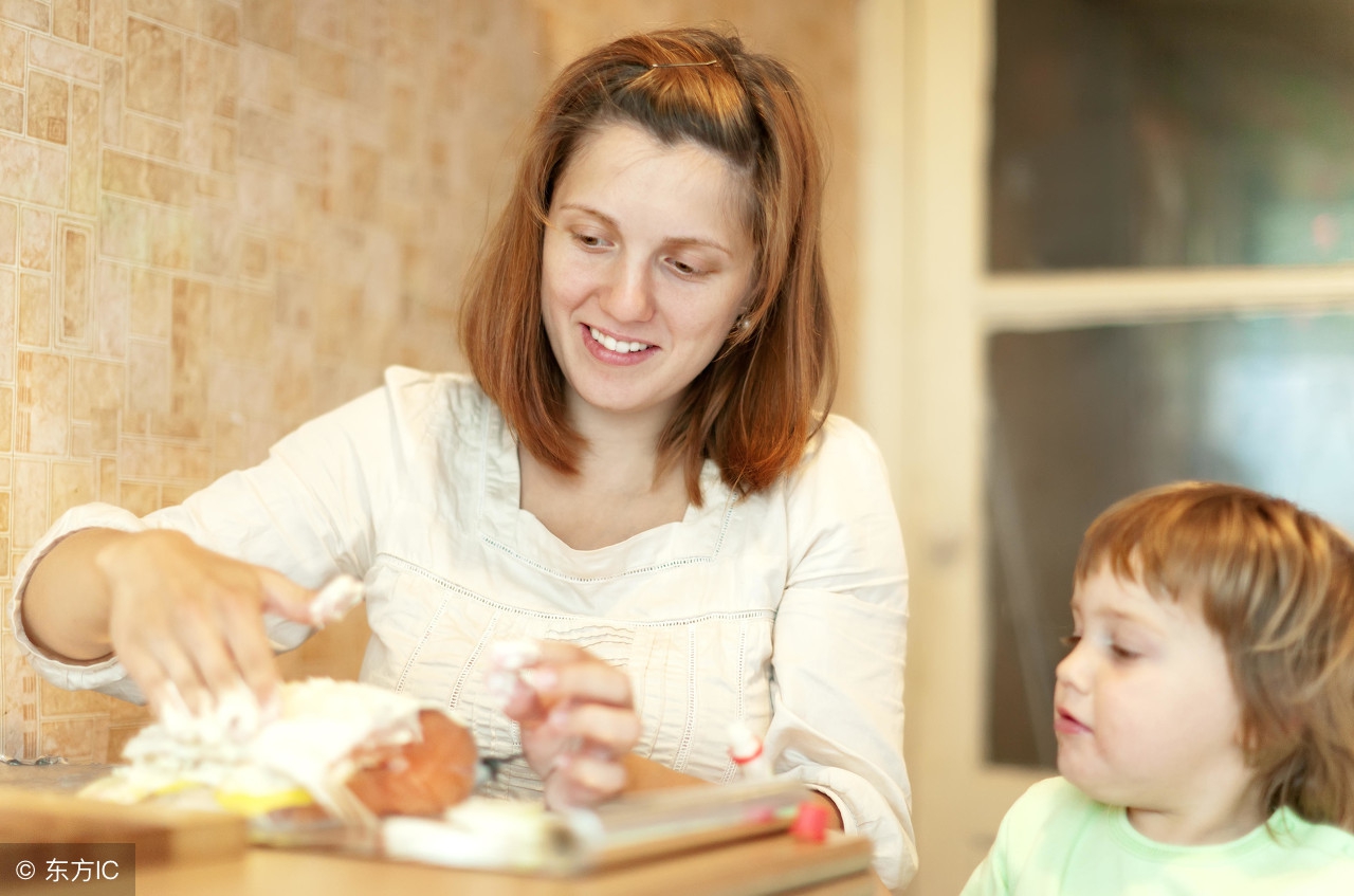 10个月宝宝贫血怎么补,宝宝贫血怎么办一招教你搞定