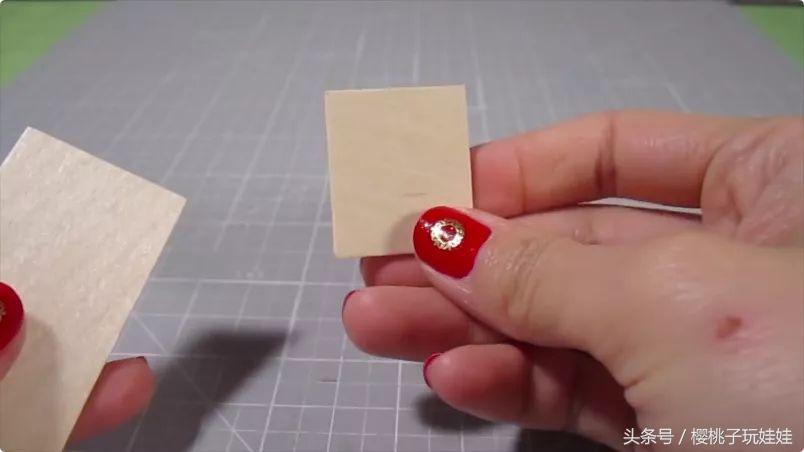 自制60厘米芭比娃娃的床头柜,给芭比娃娃做床又简单又好看