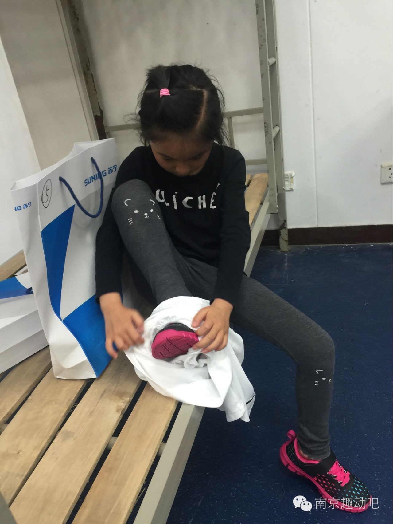 雨花区中小学生足球,南京雨花实验小学足球队视频