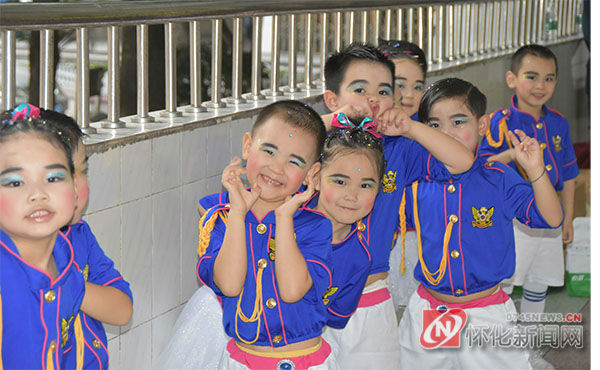 童心童梦庆六一,幼儿园庆六一文艺汇演爱啦啦