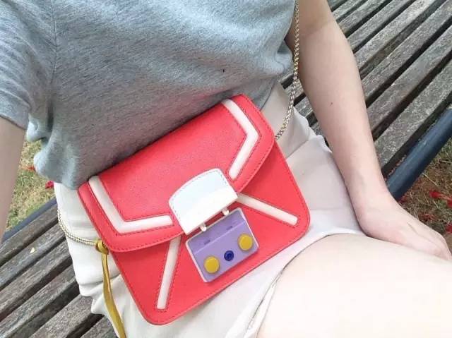 每天想带八百件东西出门,每天都想出去旅行