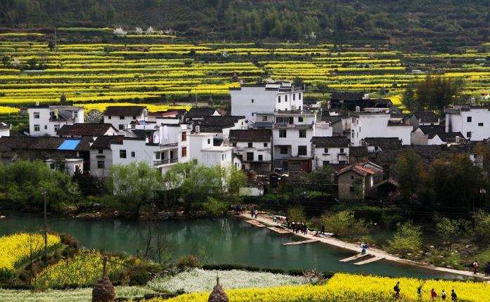 学词根，掌握一类词5：rus,rur=country（乡村）