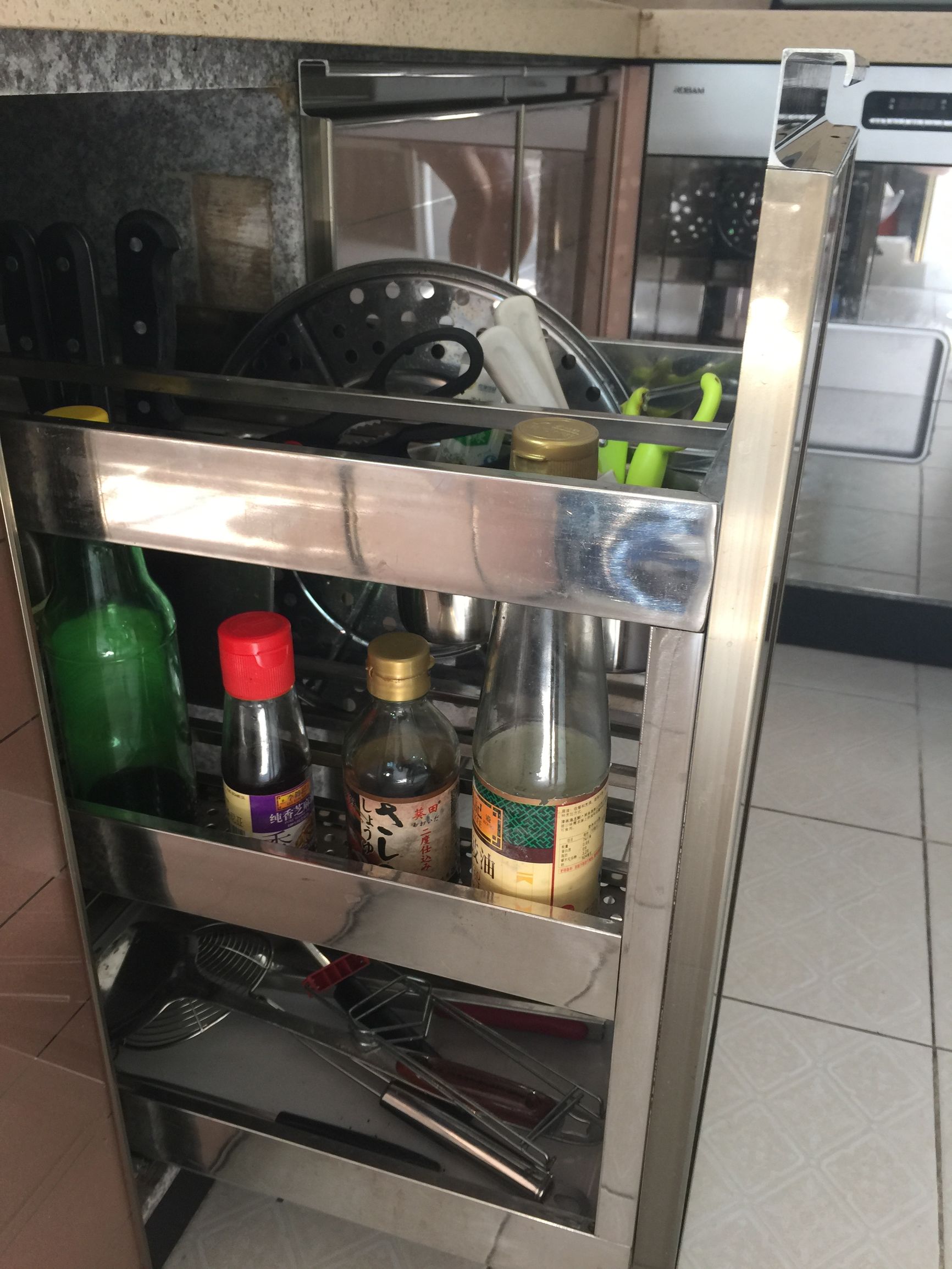 我姐花了1万多装修出来的厨房，你们觉得怎样？