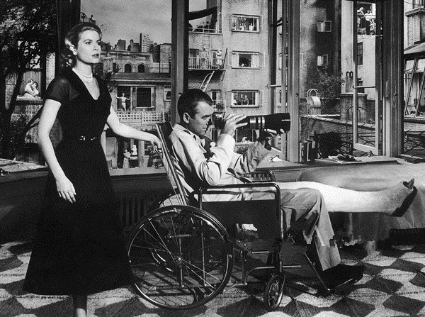 学摩纳哥王妃格蕾丝-凯利穿衣，简单搭配却美到别人翻白眼！