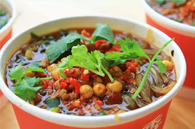 对不起，在重庆，我们过得一点都不幸福！