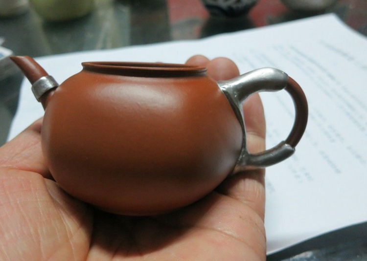 沙发被刮花怎么办,沙发被抓破用鸡蛋清有用吗