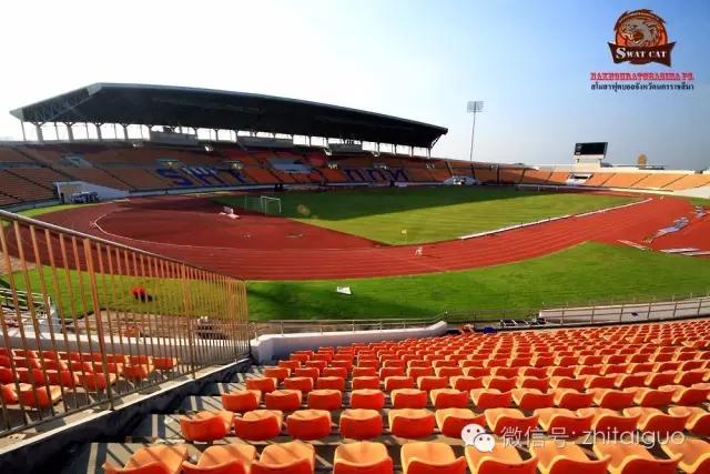 找个球场打球,找一个地方打球