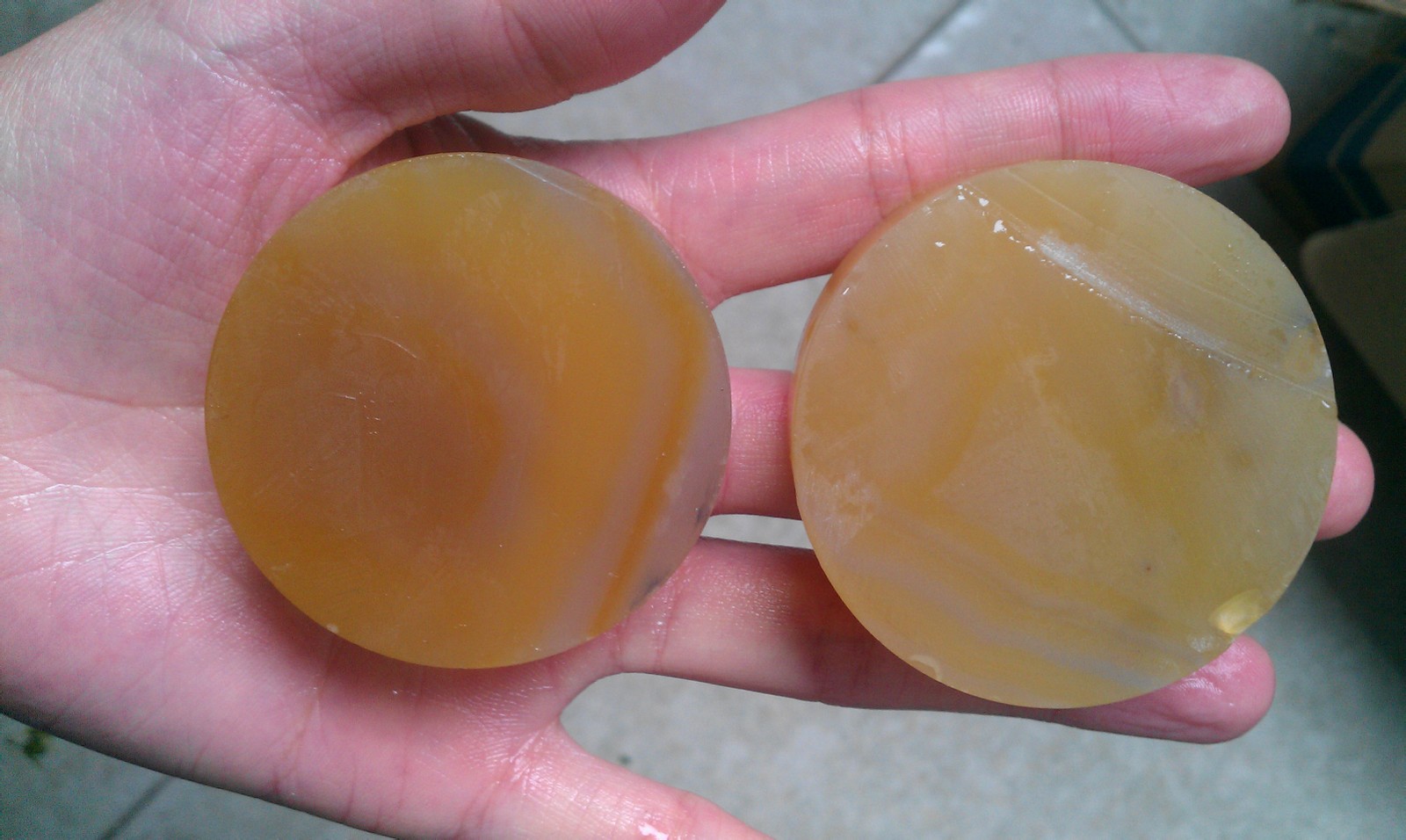 容易失水的玉,玉缺水会变黄