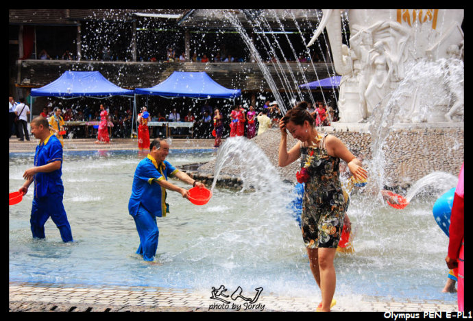 爱你所以气你,爱你所以放你走歌曲