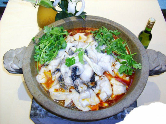 第一美食石锅鱼,衢州美食传奇石锅鱼