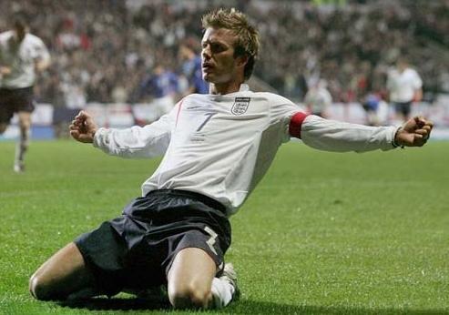 明星保险很独特，秦海璐的单眼皮容祖儿的声带林志玲的胸