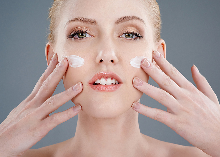 skii小灯泡跟小红瓶哪个好用,skii小灯泡真的会美白吗