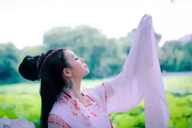 女人在什么时候不会拒绝男人,女人在什么时候不能吃冰的