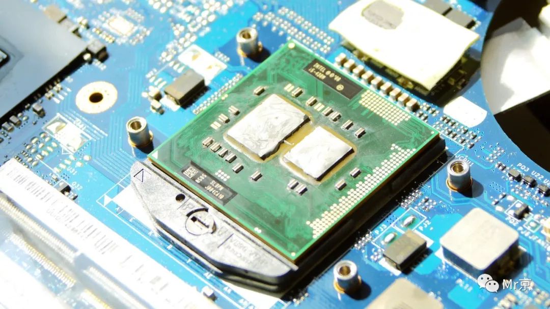 笔记本更换cpu详细教程,怎么样最简单的给笔记本电脑换cpu