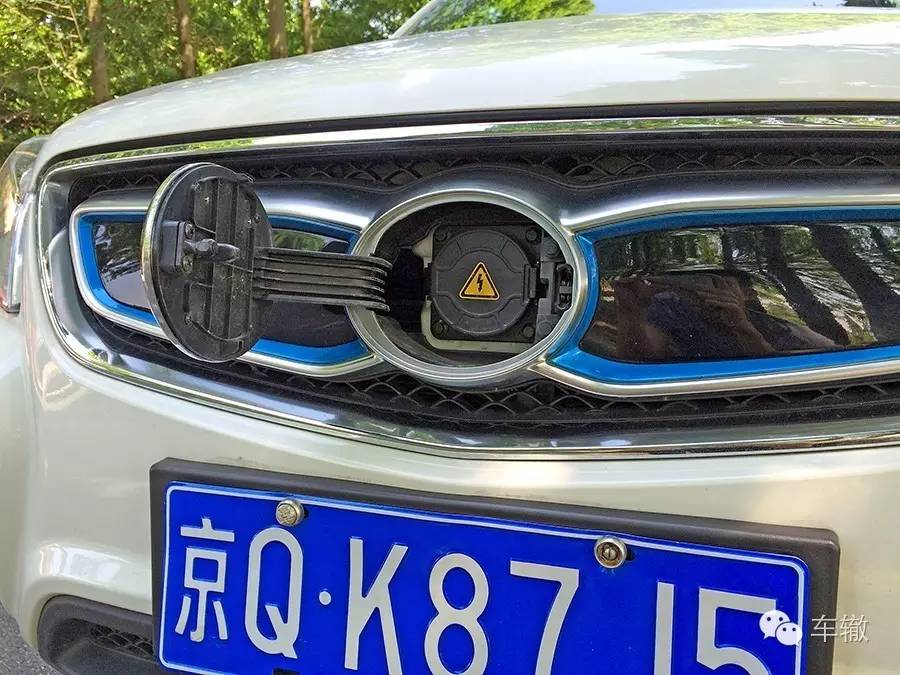 试驾北汽bj40,北汽eu260电动车怎么样