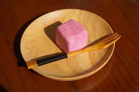 手工皂切出的碎皂怎么研磨,研磨皂跟手工皂制皂的区别