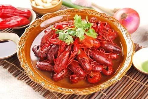 野生小龙虾有肺吸虫吗,吃小龙虾蝲蛄易导致什么感染