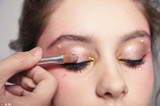 娜扎妆容心机干净底妆,刘雯的妆容