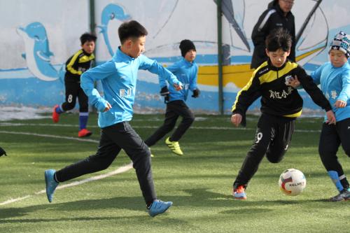 政府买单孩子喜欢哈市小学生家长：给三点半课后服务点赞