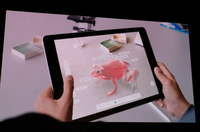 售价299美元起！苹果推出一款支持ApplePencil的全新iPad