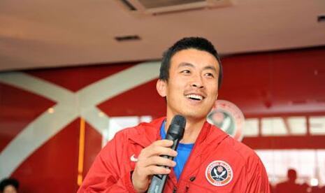 中国足坛最奇葩的一次处罚，前国脚想吃炒鸡蛋然后就被卖了