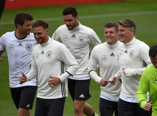 今天是全中国高考日英语,今天是高考日