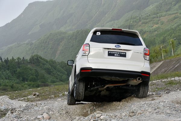 2016款2.0斯巴鲁森林人评测,2024款斯巴鲁森林人的试驾感受