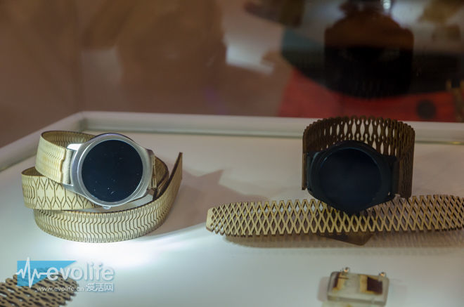 可穿戴、车载还有艺术手握AI的出门问问跨界迈大步