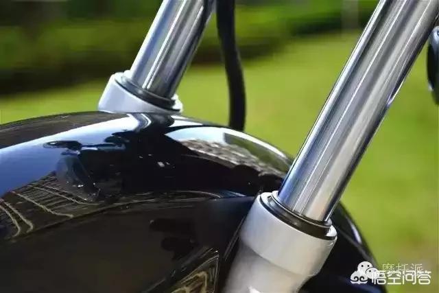 并不是大叔才能配太子摩托车、豪爵TR150别具一格