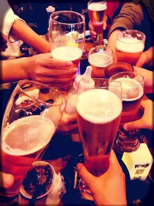 昆明酒吧嗨爆全场,昆明嗨到爆的酒吧