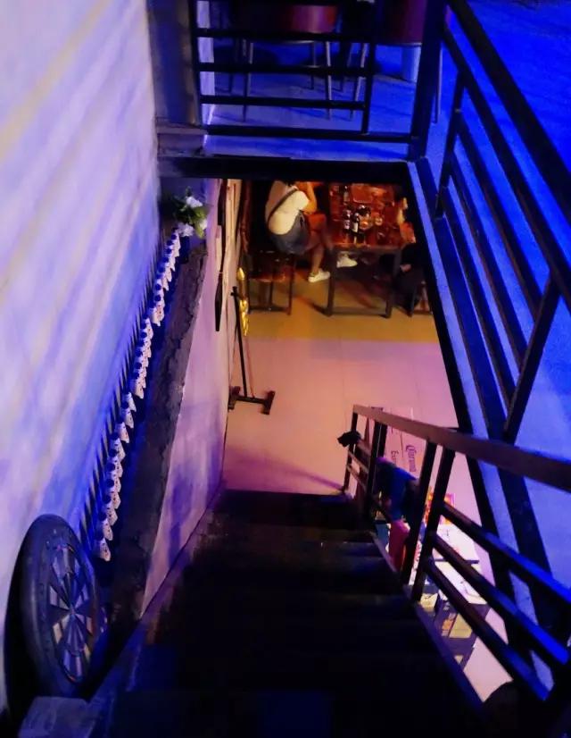 英雄联盟游戏主题酒吧,英雄联盟主题酒吧投资