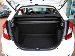 四款适合城市通勤的小型车推荐,小型车推荐轻巧便捷适合城市通勤