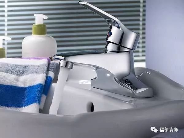 家里水龙头忘关漏水怎么处理,家里水龙头渗水要如何解决